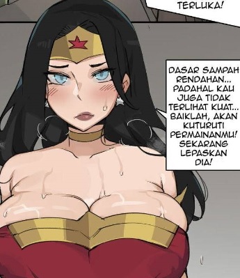 Wonder Woman Berdada Besar